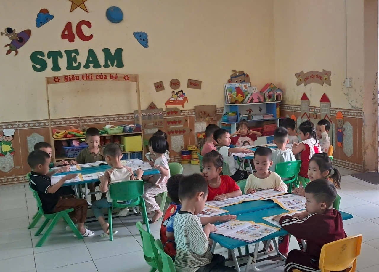 Xã Bình Nguyên triển khai tiêm chủng trường học và tăng cường phòng, chống bệnh tay chân miệng năm học 2026-2027